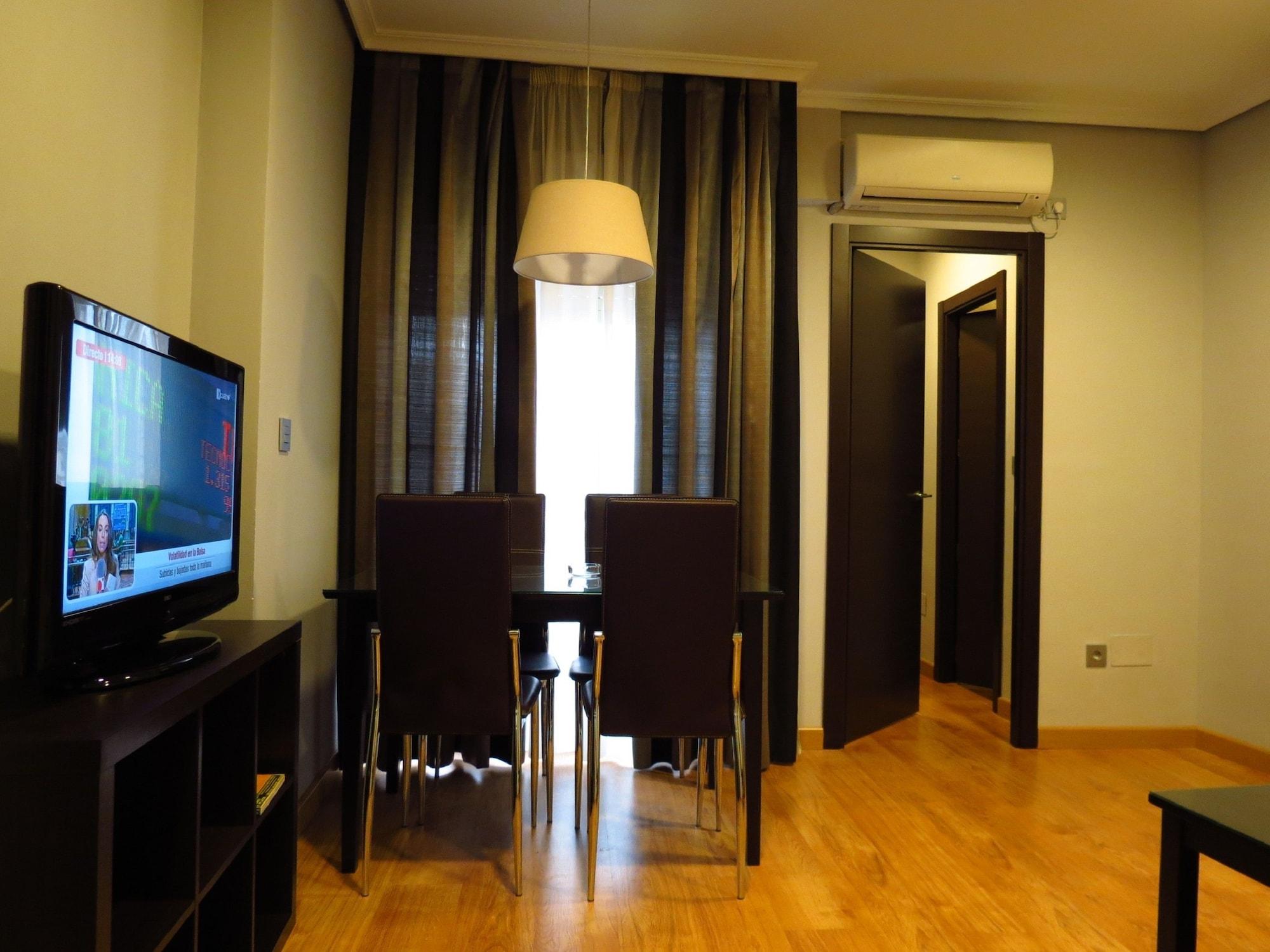 Apartamentos Boutique Catedral Valladolid Chambre photo